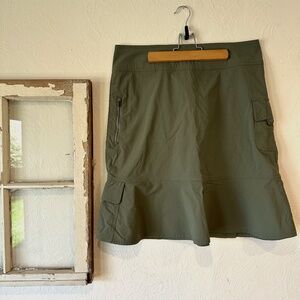 Royal Robbins Casual Skirt - Olive Green, Size 8